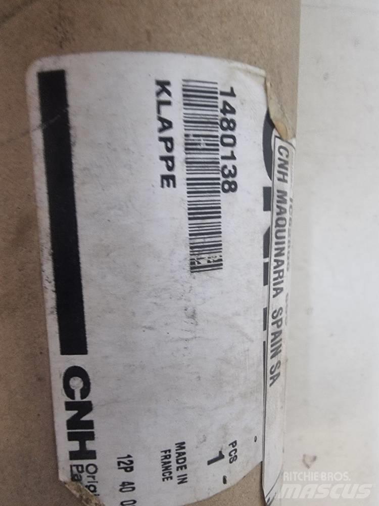 O&K RH/MH  1480138 Kabīnes un interjers