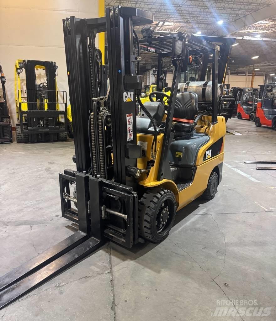 CAT 2C 6000 Autokrāvēji - citi