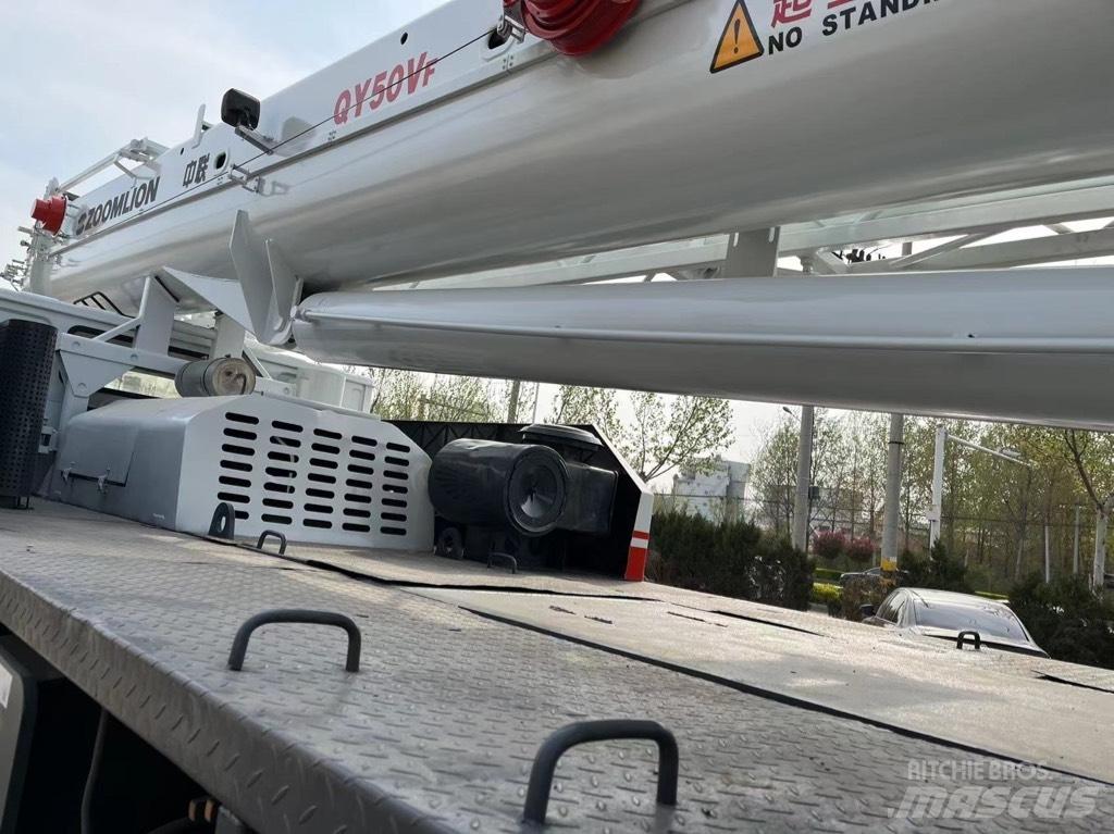 Zoomlion QY50V Visurgājēji celtņi