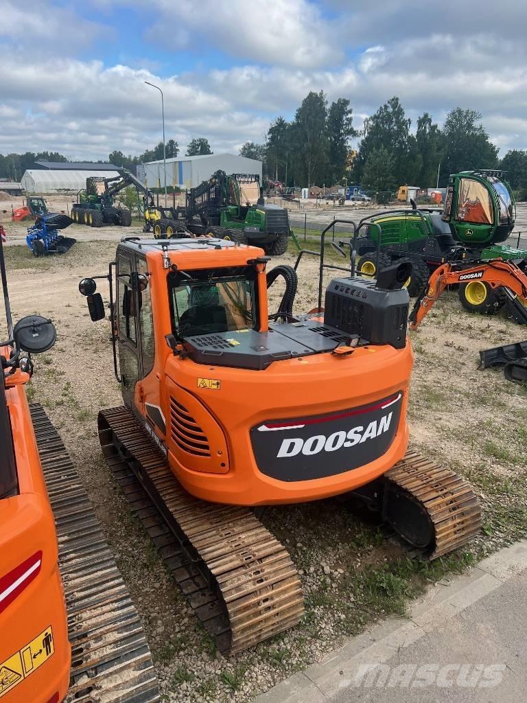 Doosan DX 140 LCR-7 Kāpurķēžu ekskavatori