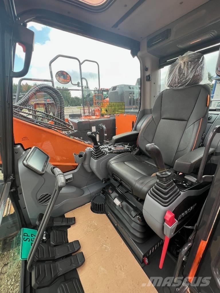 Doosan DX 140 LCR-7 Kāpurķēžu ekskavatori