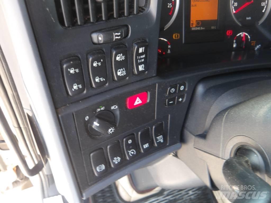 Scania R490 6x2 Furgons