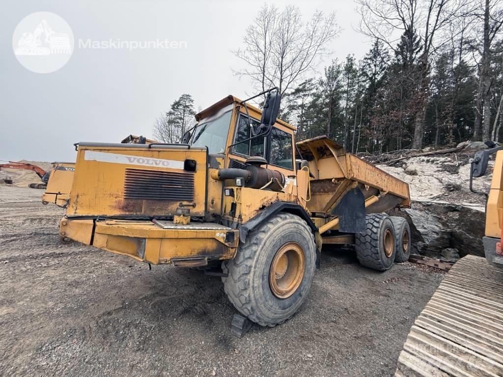 Volvo A 25 C Artikulētie pašizgāzēji