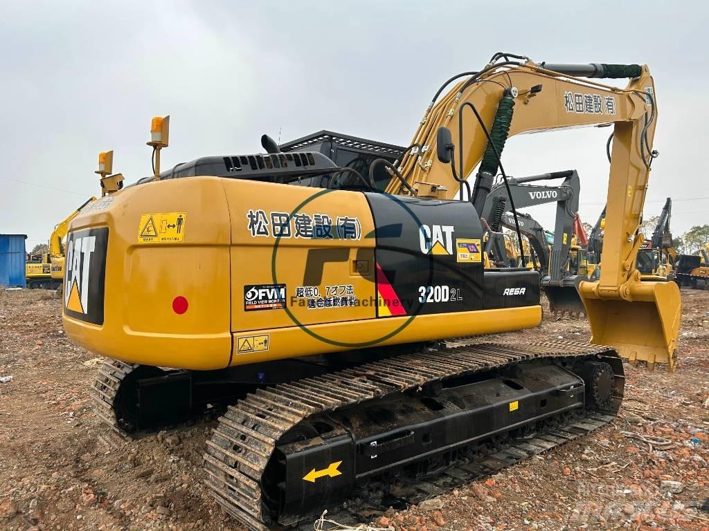CAT 320 D2L Kāpurķēžu ekskavatori