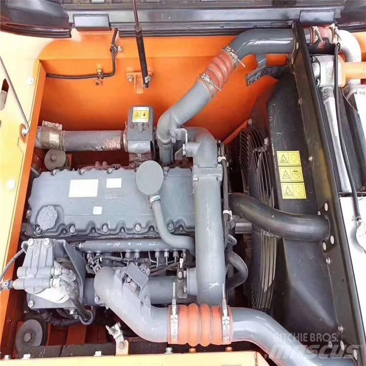 Doosan dx225 Kāpurķēžu ekskavatori