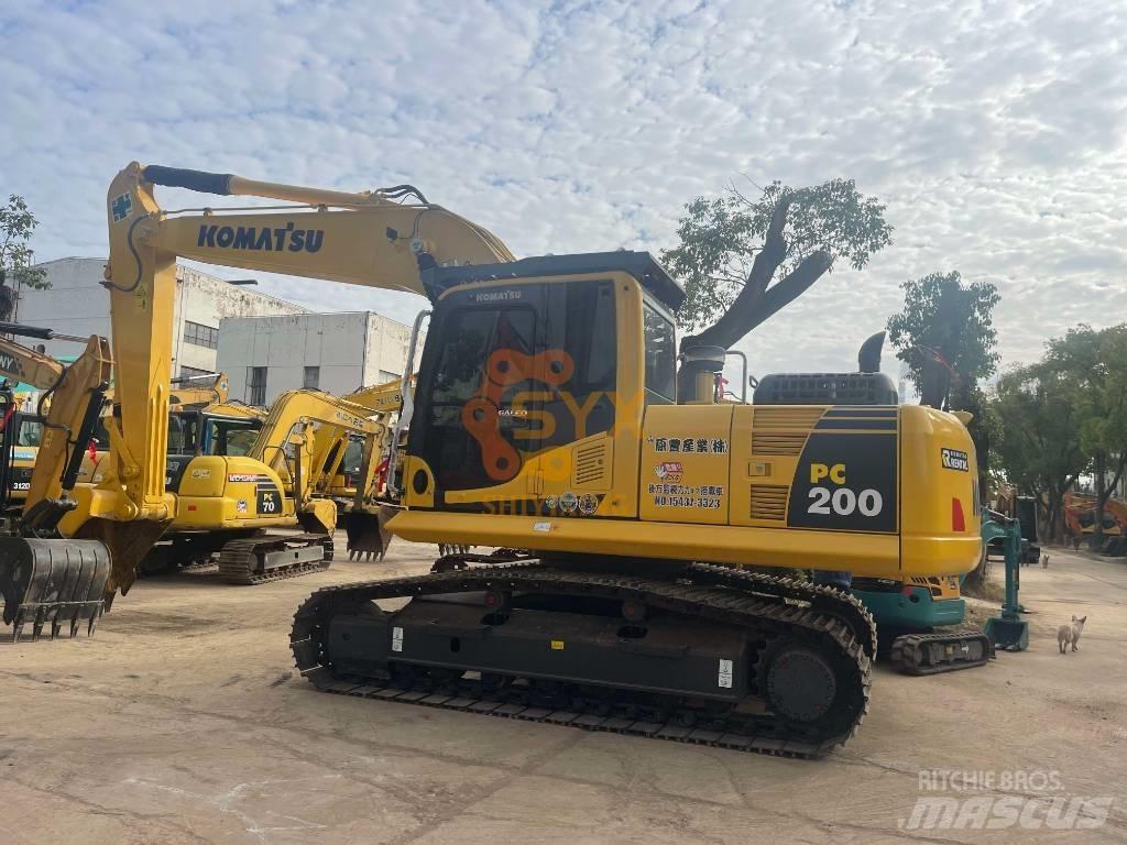 Komatsu PC 200-8 Kāpurķēžu ekskavatori