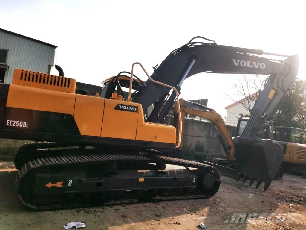 Volvo EC 250 D L Kāpurķēžu ekskavatori