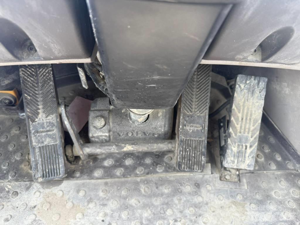 Volvo L 180 G Iekrāvēji uz riteņiem
