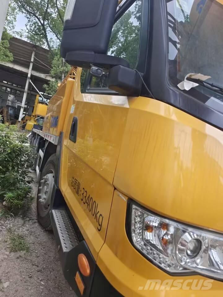 XCMG QY 50 Visurgājēji celtņi