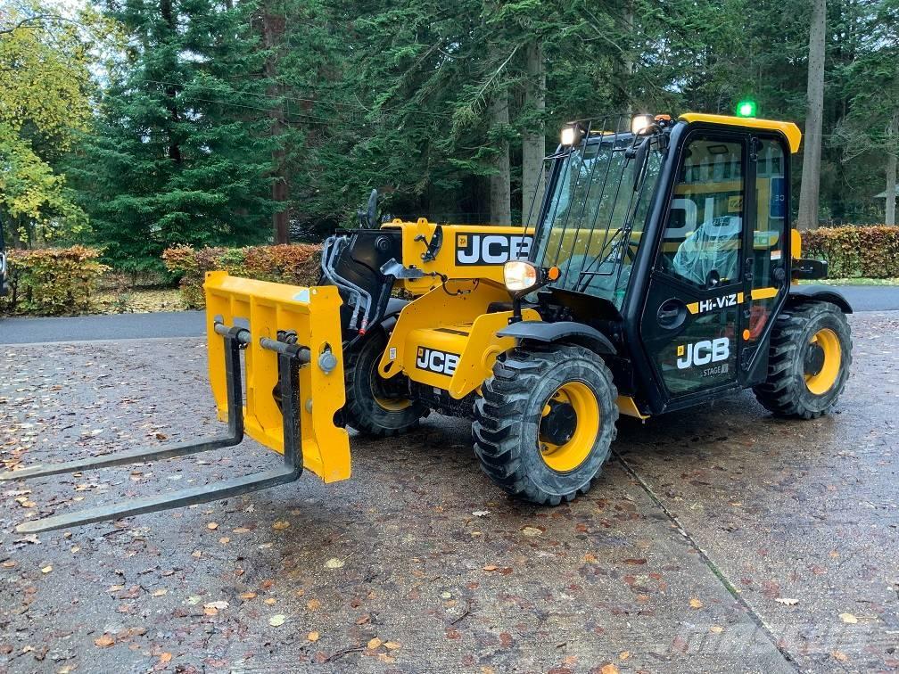 JCB 525-60 Teleskopiskie manipulatori