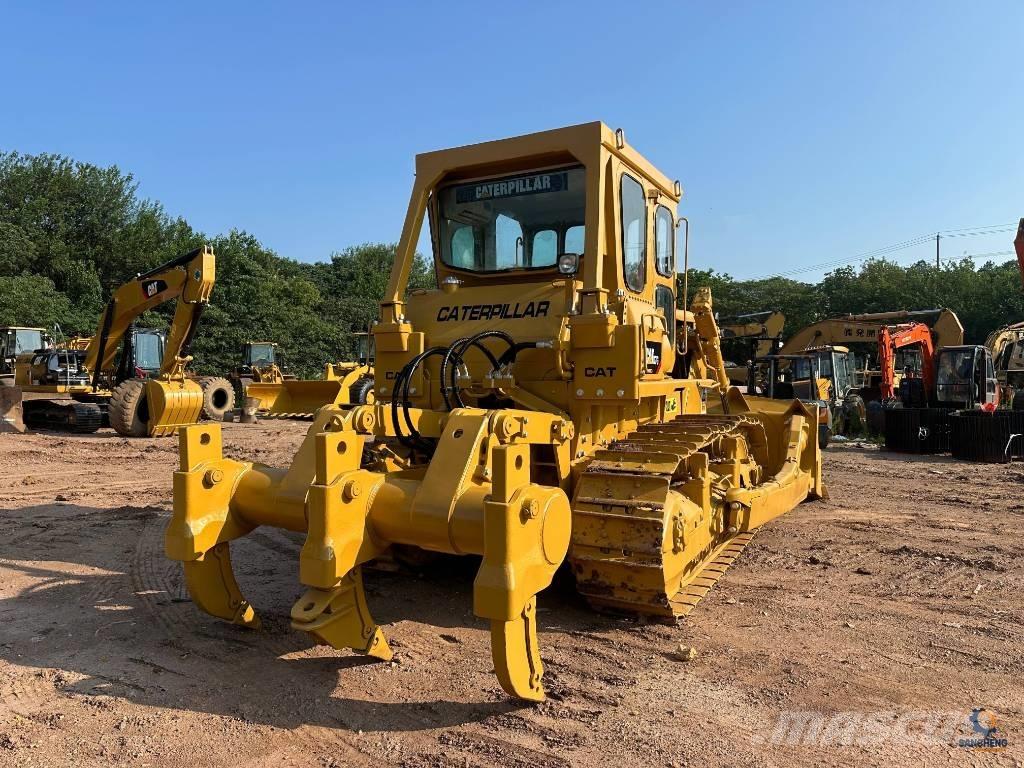 CAT D 7 G Kāpurķēžu buldozeri