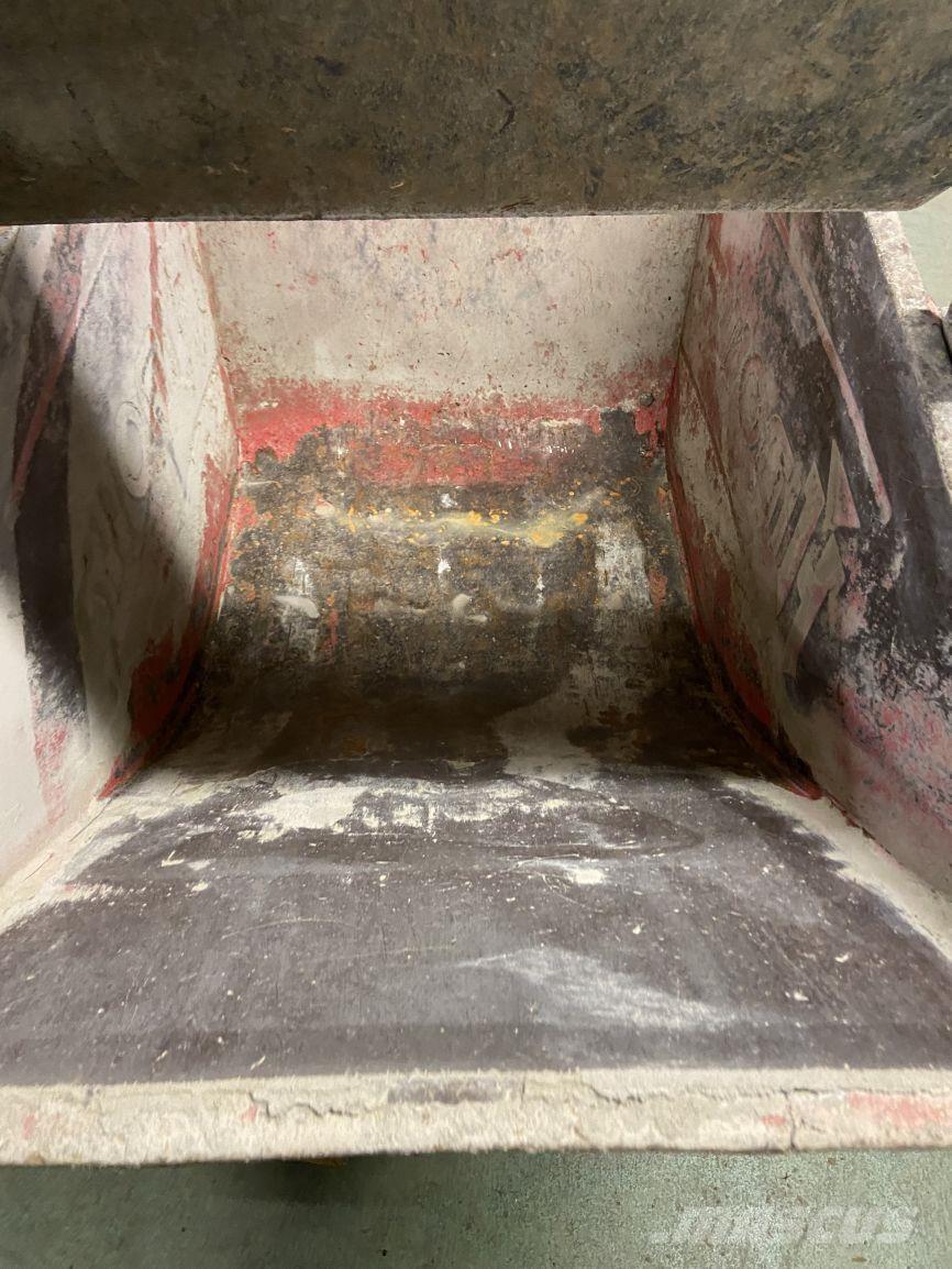 Hinowa HS1102 (4350) Mini pašizgāzēji