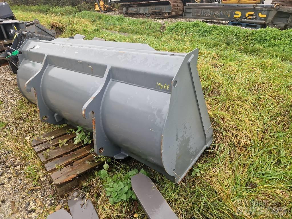 Liebherr skovl Kausi