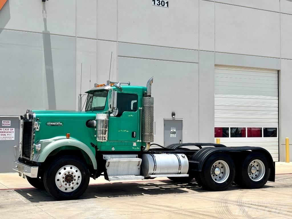 Kenworth W 900 Vilcēji