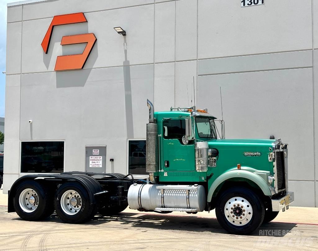 Kenworth W 900 Vilcēji
