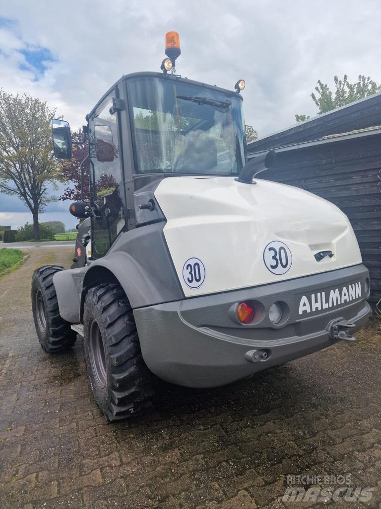Ahlmann AZ95/75 Iekrāvēji uz riteņiem