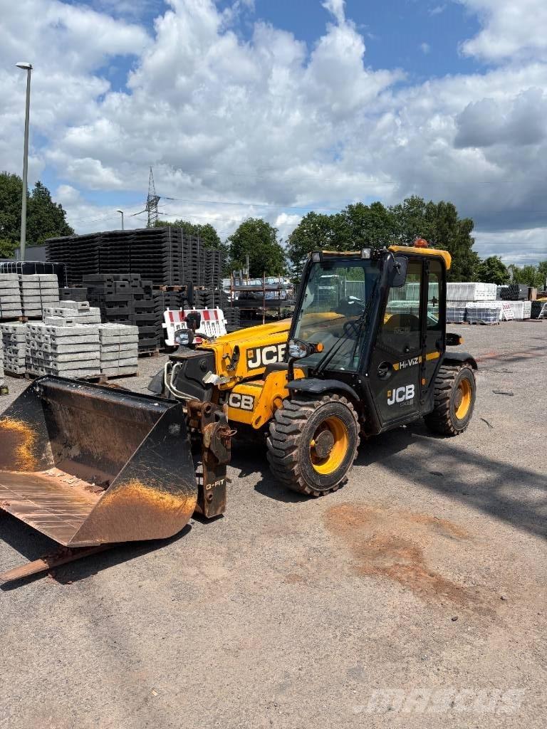 JCB 525-60 Teleskopiskie manipulatori