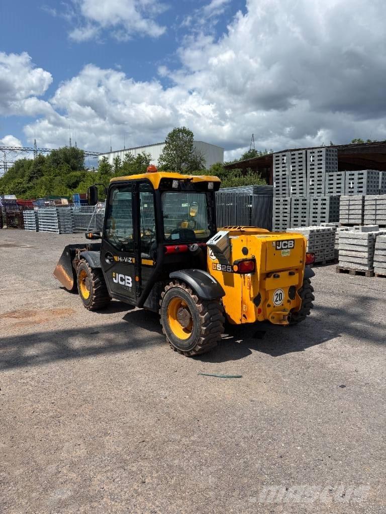 JCB 525-60 Teleskopiskie manipulatori