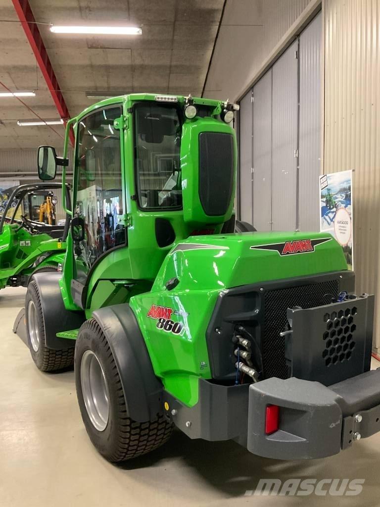 Avant 860 i Komunālās mašīnas