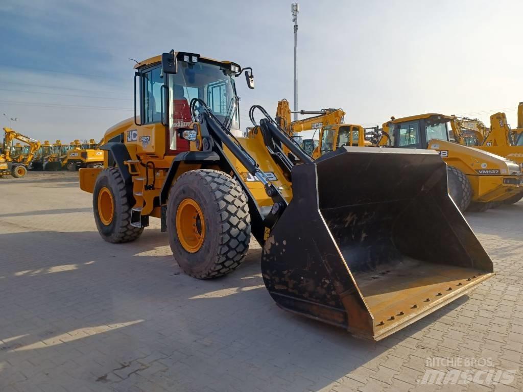 JCB 427 HT Iekrāvēji uz riteņiem