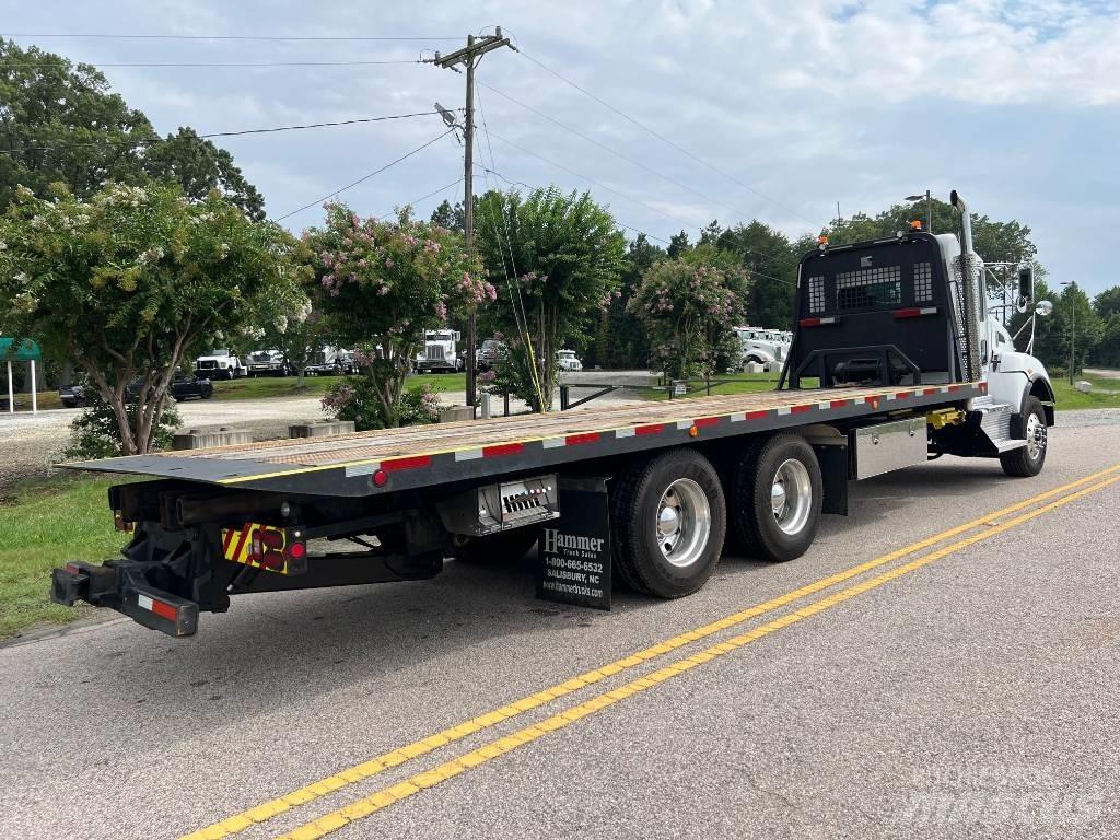Kenworth T 440 Evakuators ar manipulatoru