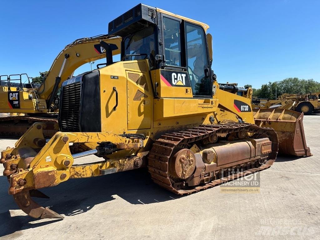CAT 973D Kāpurķēžu iekrāvēji