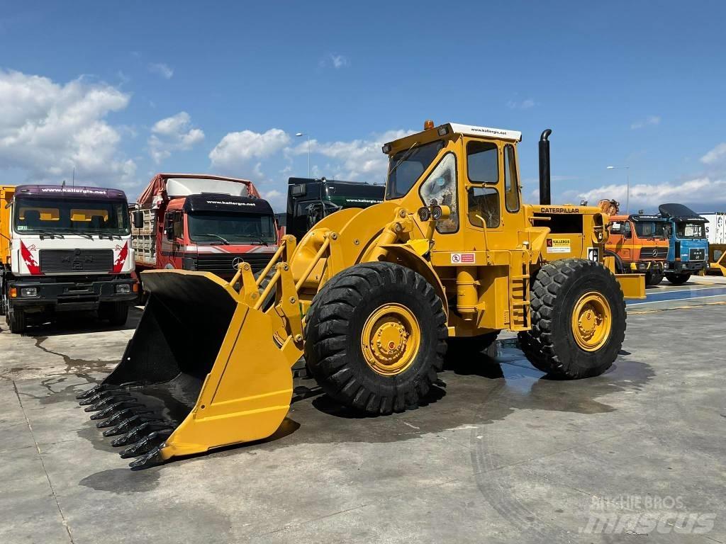 CAT 966C Iekrāvēji uz riteņiem