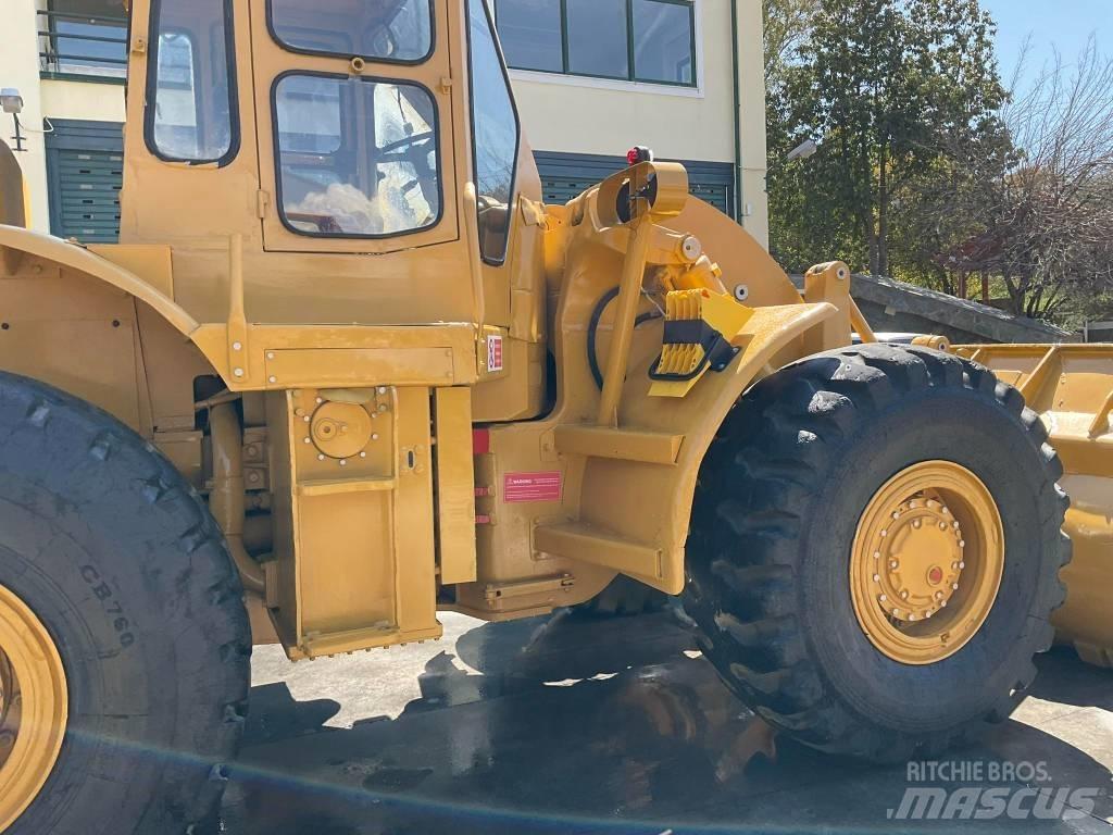 CAT 966C Iekrāvēji uz riteņiem
