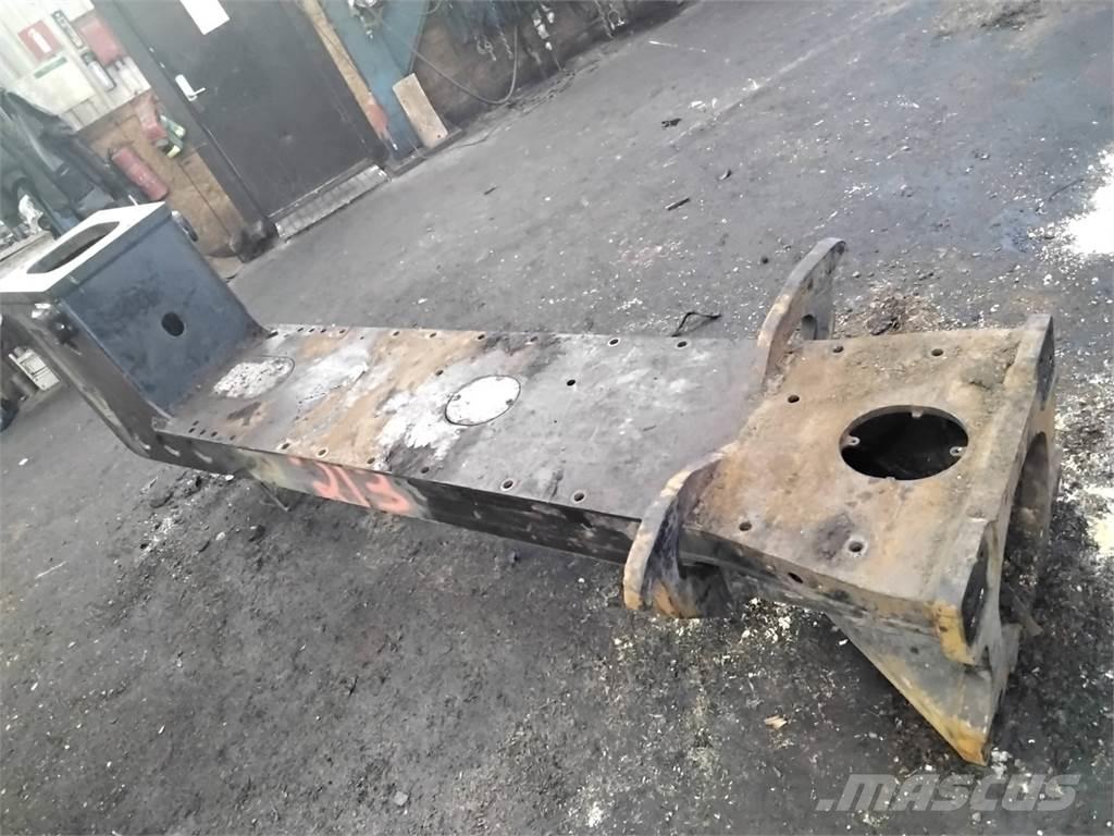 Komatsu 895 Citas sastāvdaļas