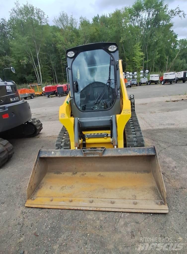 Wacker Neuson ST 31 Lietoti riteņu kompaktiekrāvēji