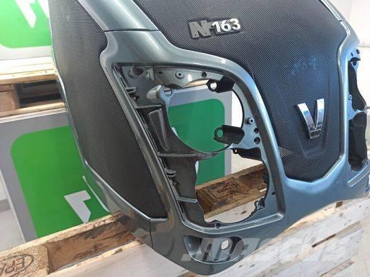 Valtra N 163 hood Kabīnes un interjers