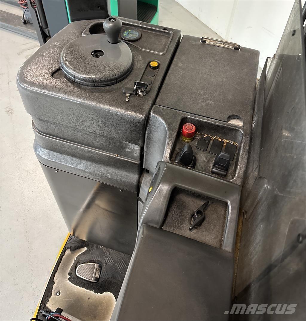 Atlet A160 Pašgājēji krautnētāji