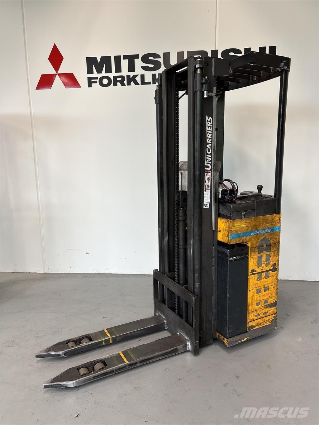 Atlet A160 Pašgājēji krautnētāji