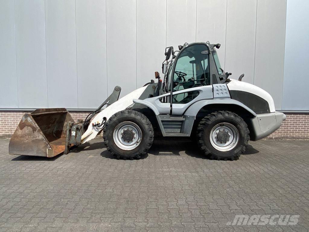 Kramer 345 Iekrāvēji uz riteņiem