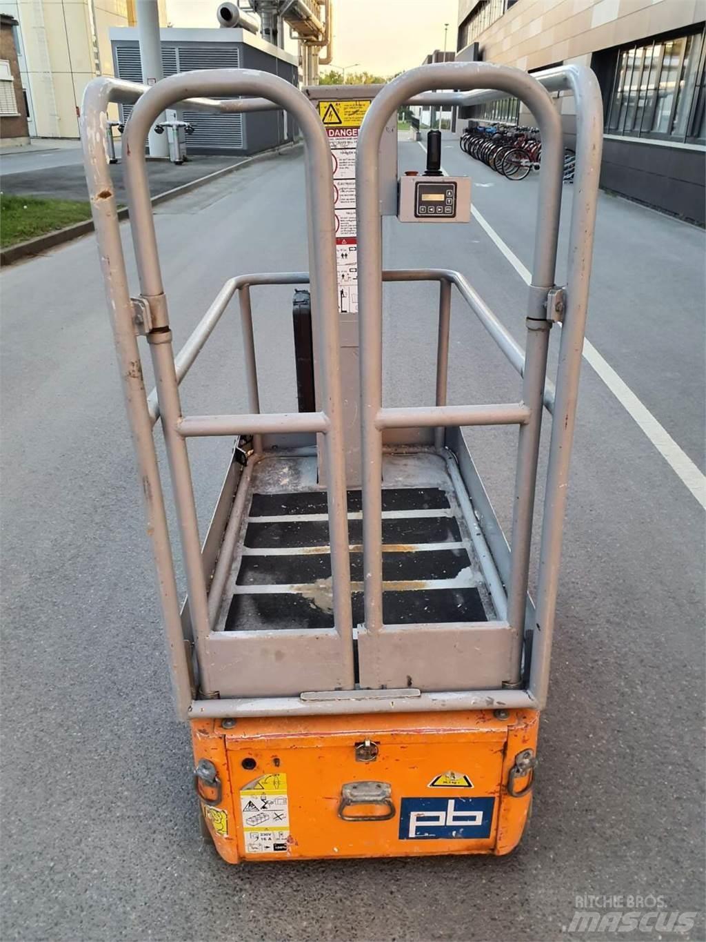 Manitou 60 V (01206) Vertikālie pacēlāji