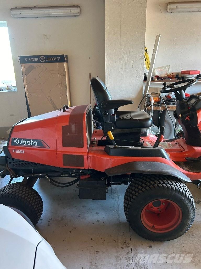 Kubota F 251 Piekabināmās pļaujmašīnas