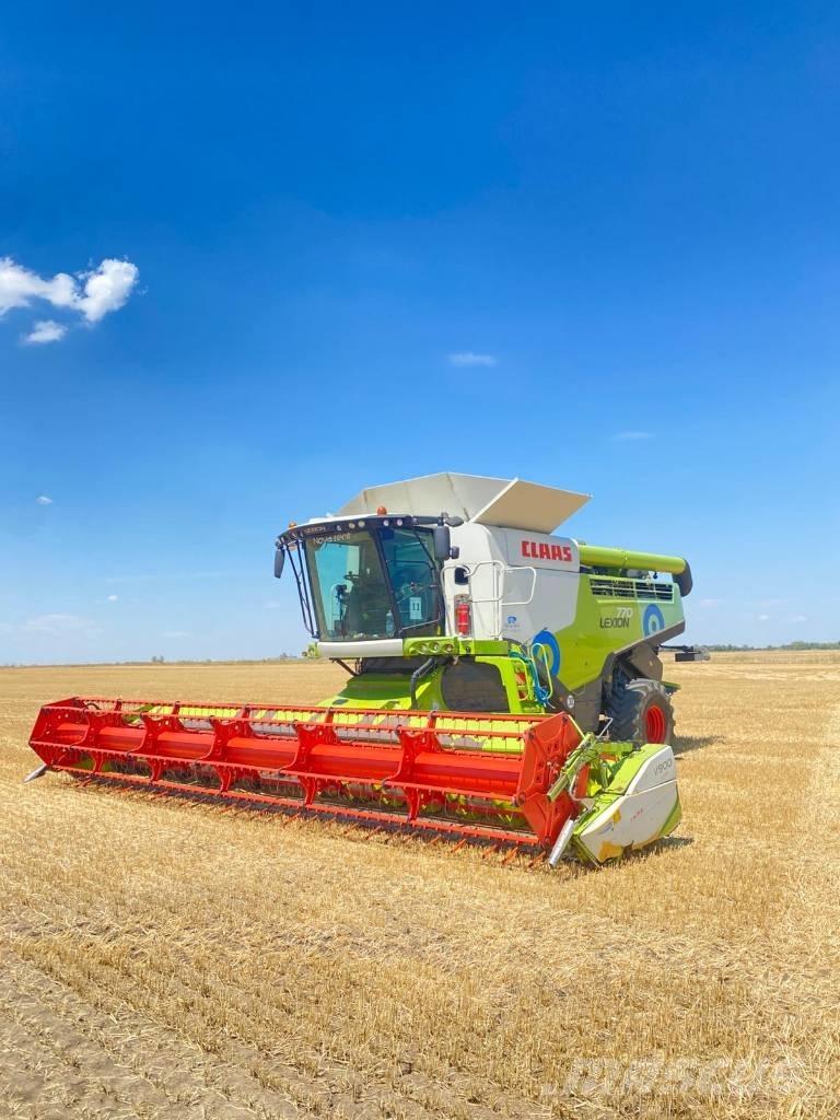 CLAAS Lexion 770 TT Ražas novākšanas kombaini