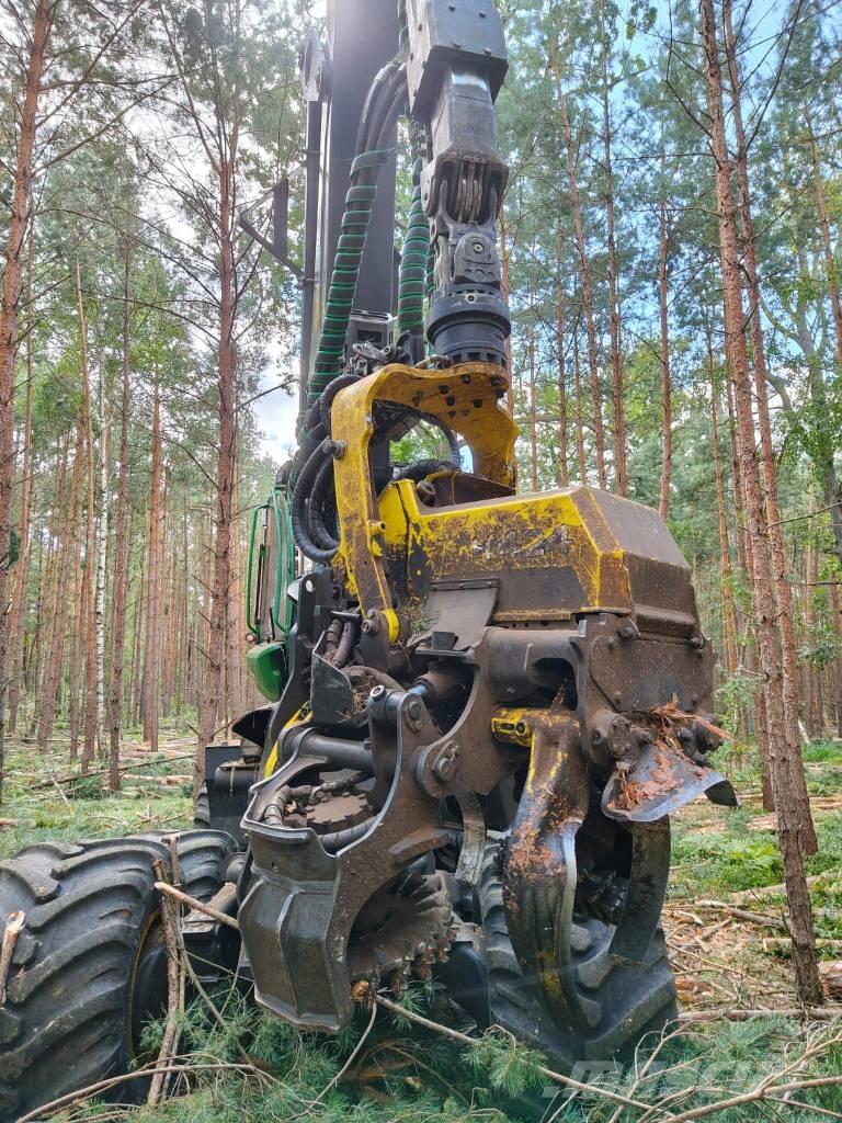 John Deere 1170 G Harvesteri