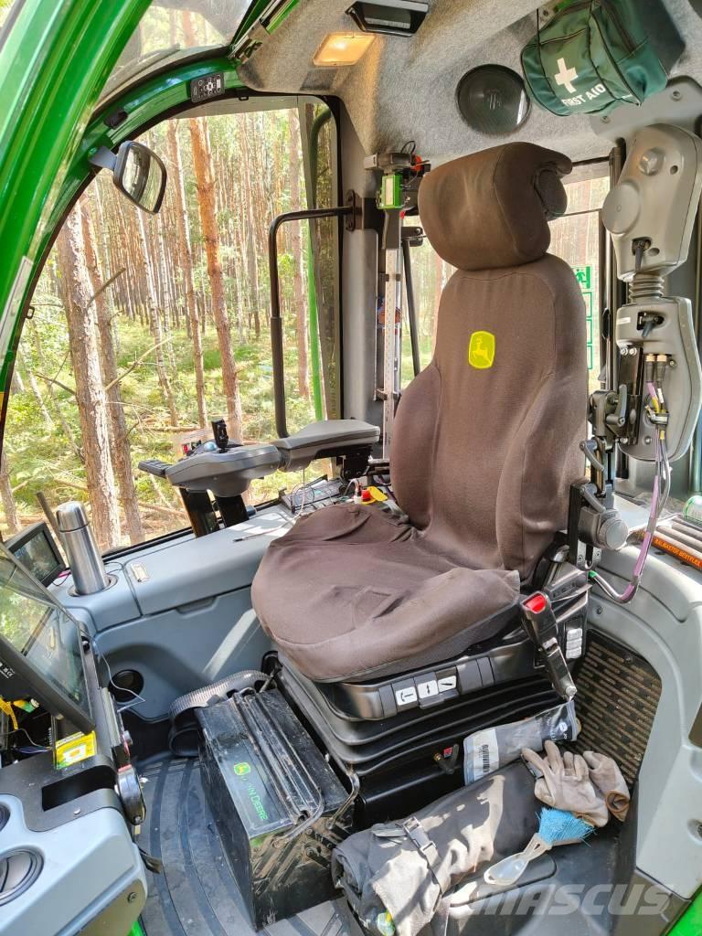John Deere 1170 G Harvesteri