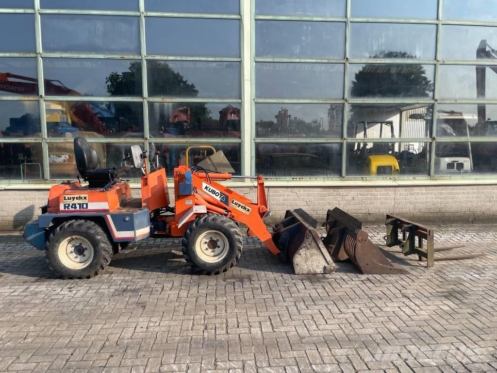 Kubota R 410 Iekrāvēji uz riteņiem