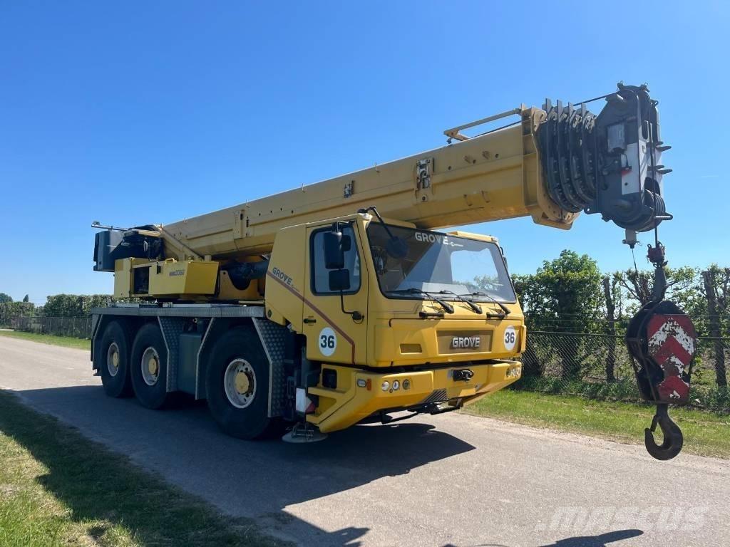 Grove GMK 3055 Visurgājēji celtņi