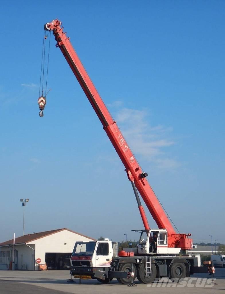 Grove GMK 3050 Visurgājēji celtņi