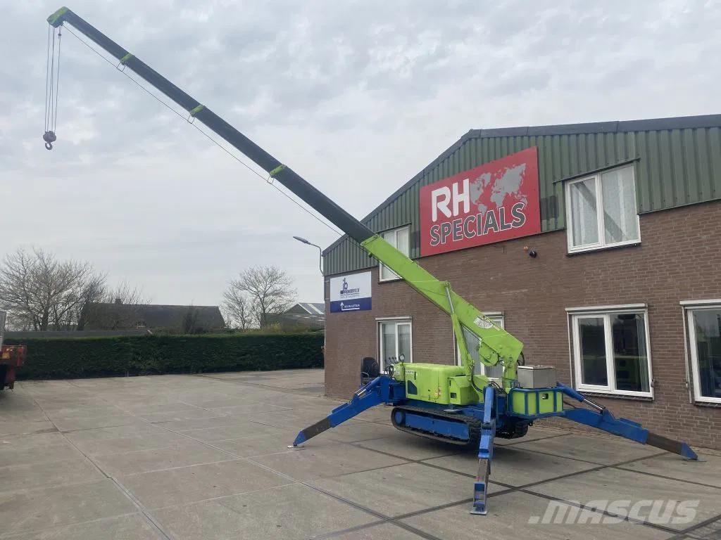 Maeda MC-305C Kāpurķēžu ceļamkrāni