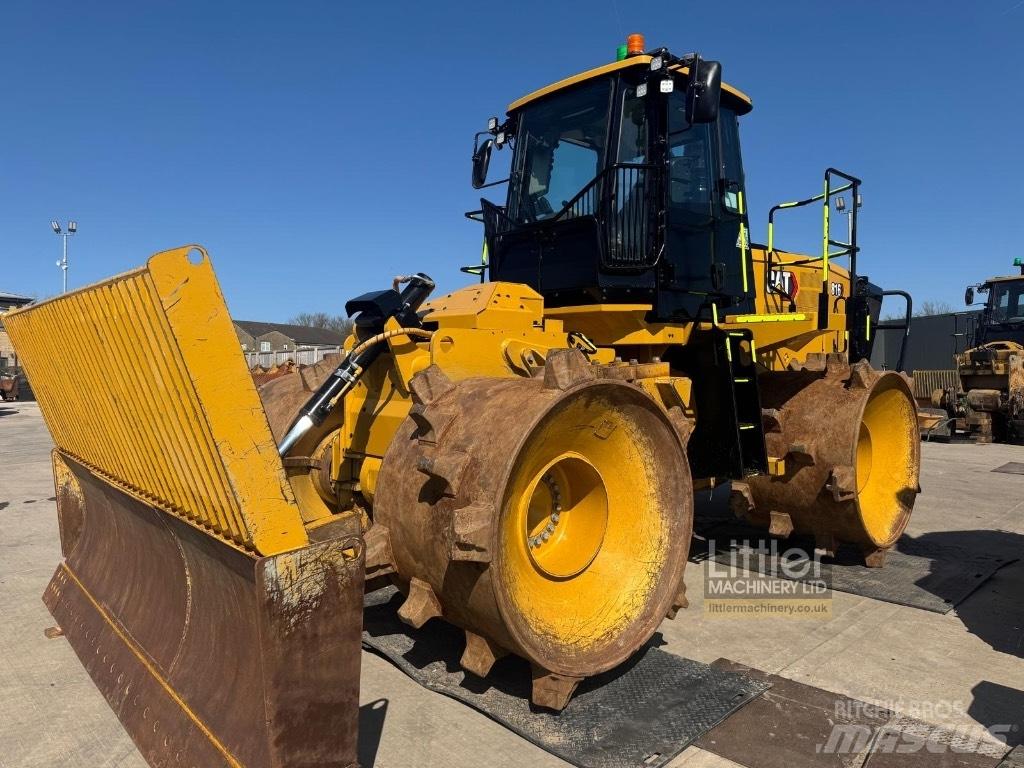 CAT 816 Atkritumu preses