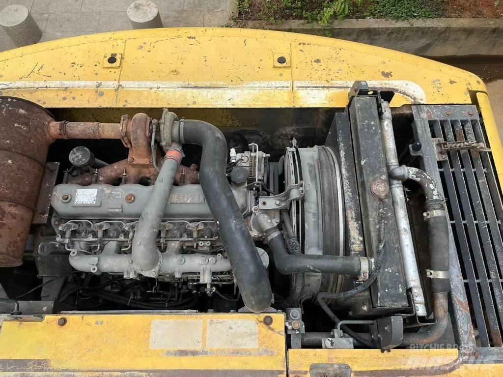 Sumitomo SH200Z3 Kāpurķēžu ekskavatori