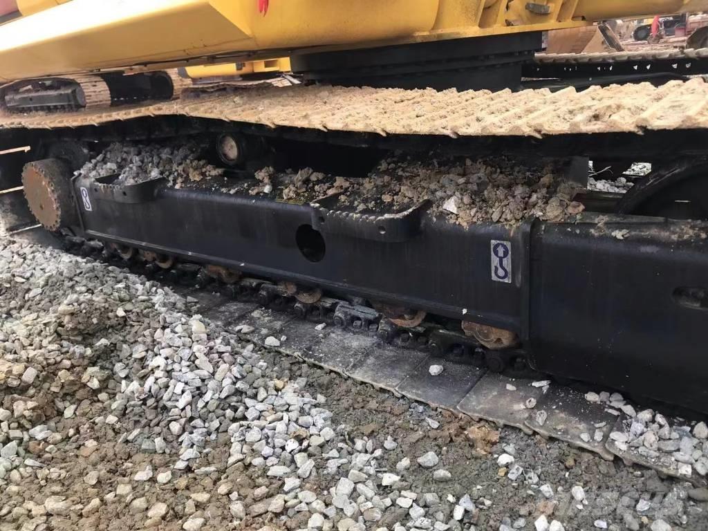 Komatsu PC 110 Kāpurķēžu ekskavatori