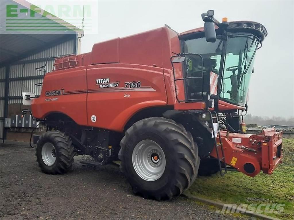 Case IH af 7150 Ražas novākšanas kombaini