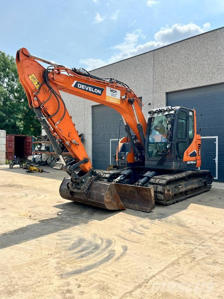 Develon DX 140 LCR-7 Kāpurķēžu ekskavatori