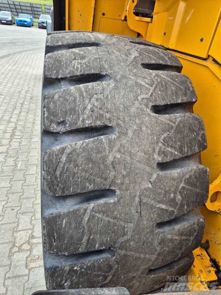 Volvo L 180 H Iekrāvēji uz riteņiem