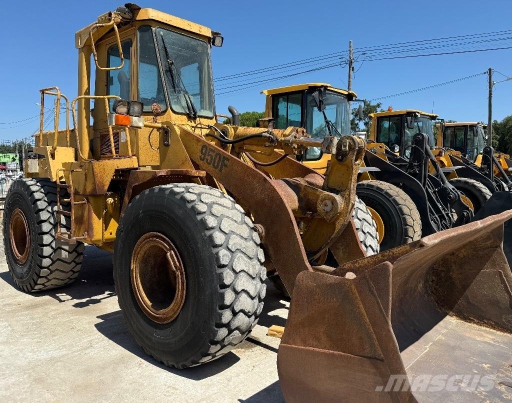 CAT 950 F Iekrāvēji uz riteņiem